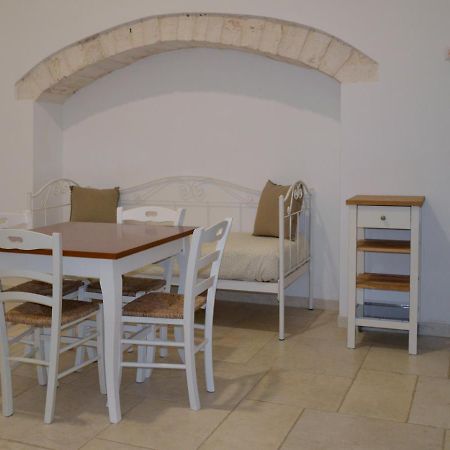 Masseria Poli Country House 콘베르사노 외부 사진