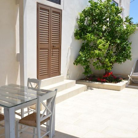 Masseria Poli Country House 콘베르사노 외부 사진