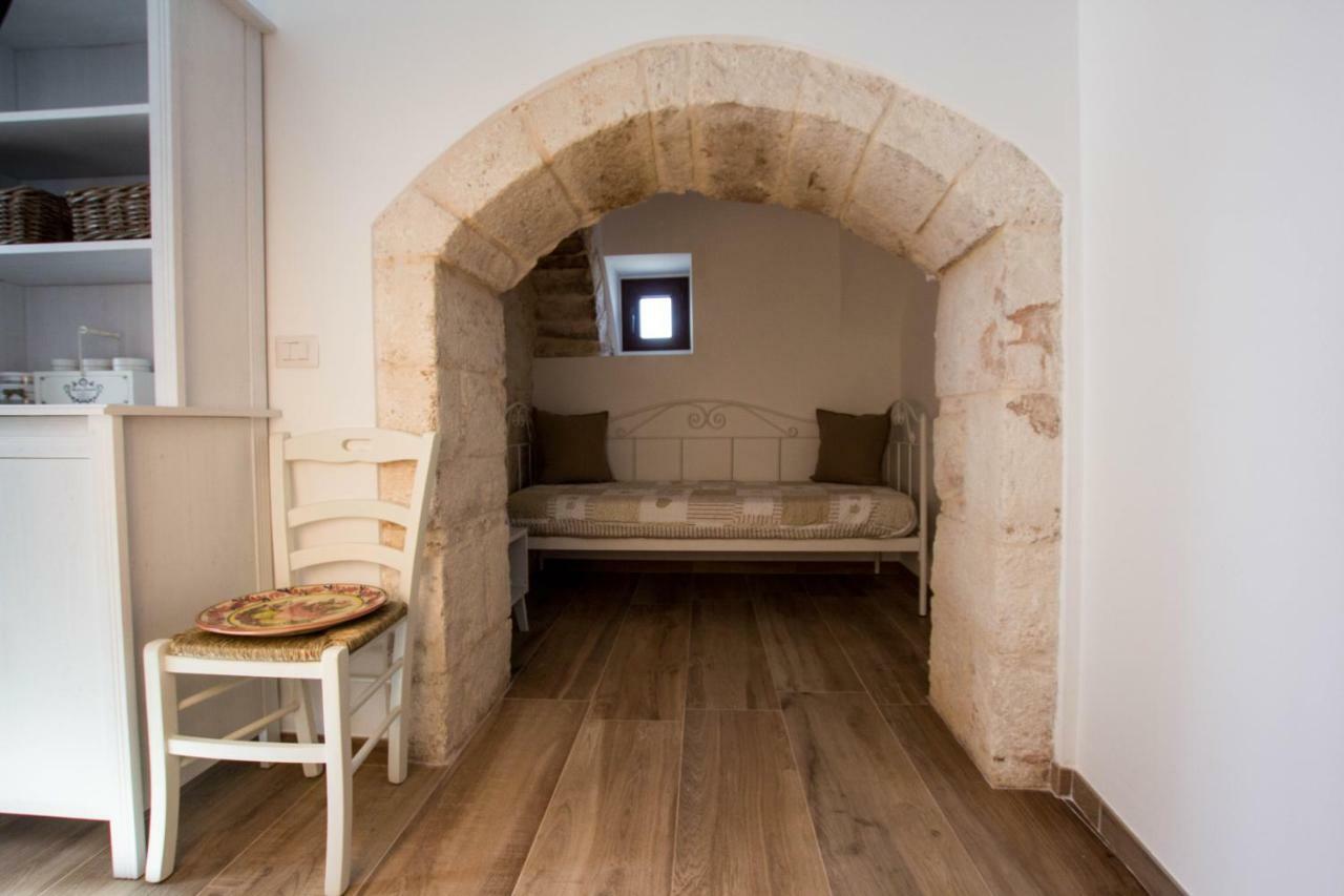 Masseria Poli Country House 콘베르사노 외부 사진